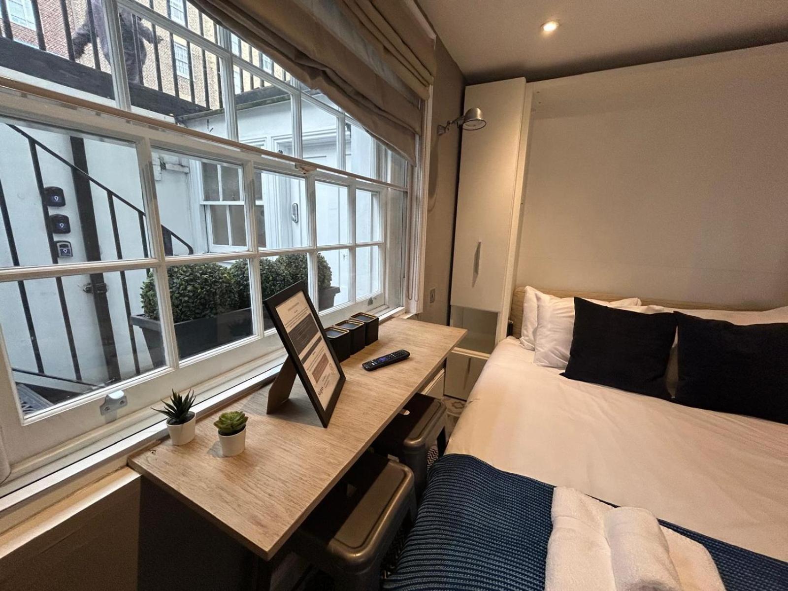 Stayo Baker Street London